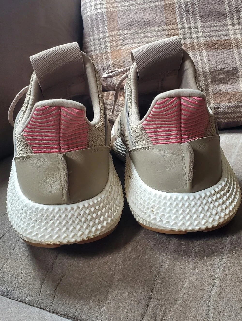 adidas Prophere Trace 2018 In Khaki And Chalk Pink Mens Size 13